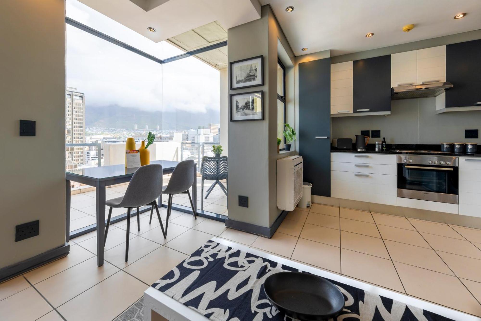 Apartment The Decks 1108